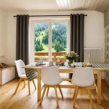 Апартаменты Roza Nest Two Bedrooms And Two Bathrooms Бад Кляйнкирххайм