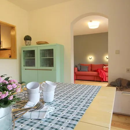 Roza Nest Two Bedrooms And Two Bathrooms Апартаменты Бад Кляйнкирххайм