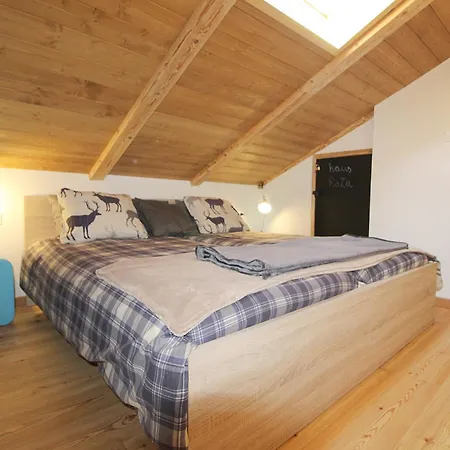 Lägenhet Roza Nest Two Bedrooms And Two Bathrooms