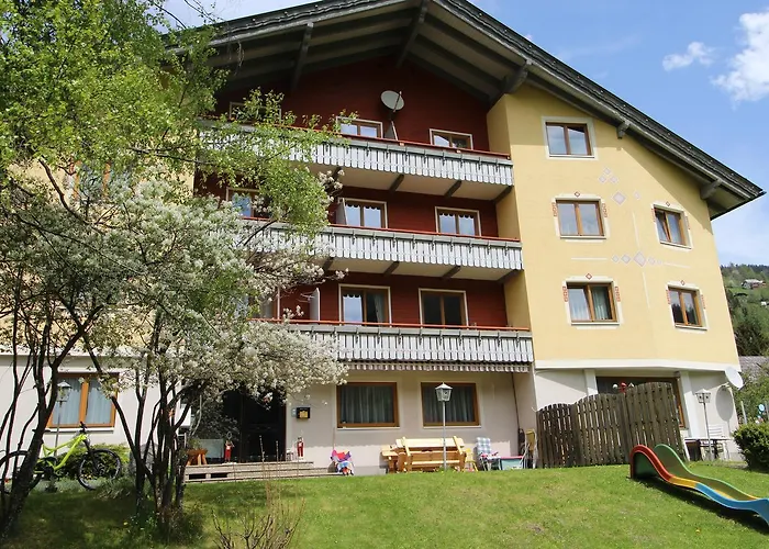 Roza's Nest By Isa Badkleinkirchheim Апартаменти *