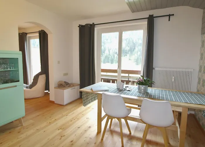 Roza's Nest By Isa Badkleinkirchheim Апартаменти *